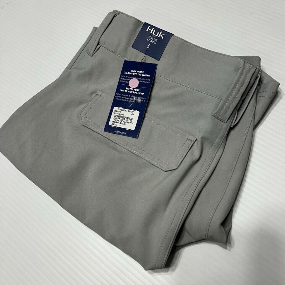 Huk Pursuit 8.5 Fishing Hybrid At The Knee Fishing Hybrid Shorts Gray Mens Small